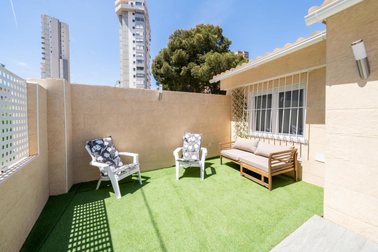Apartamento Alma Con Terreno Privado Y Parking Compartido - A 800M De Playa Poniente Benidorm Bagian luar foto