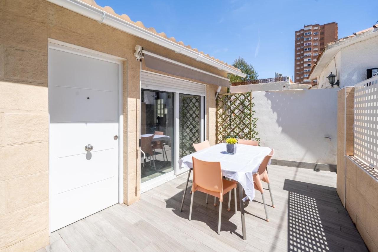Apartamento Alma Con Terreno Privado Y Parking Compartido - A 800M De Playa Poniente Benidorm Bagian luar foto